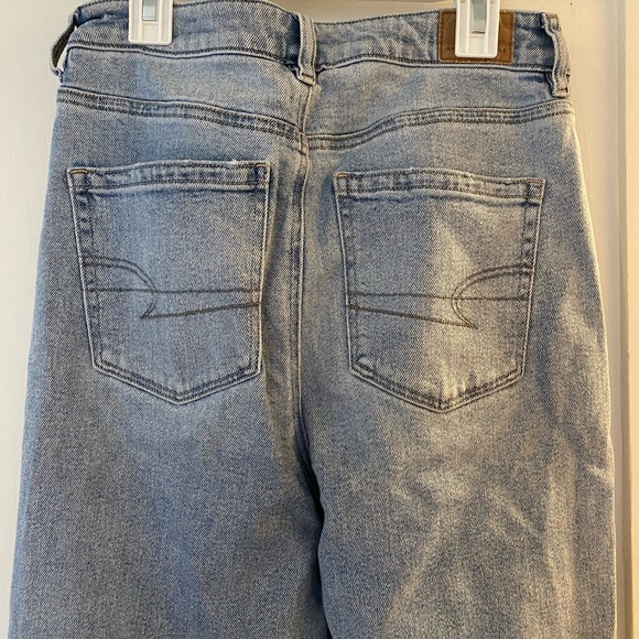American Eagle Mom Jean - Picture 7 of 7